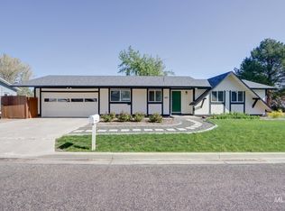 1107 Lilac Ln, Ontario, OR 97914