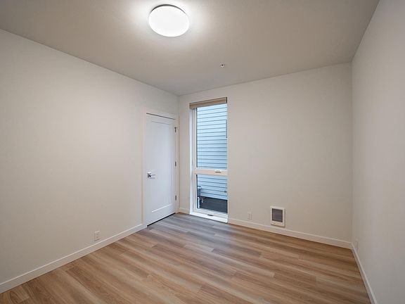4th image of 6547 24th Ave NW #203