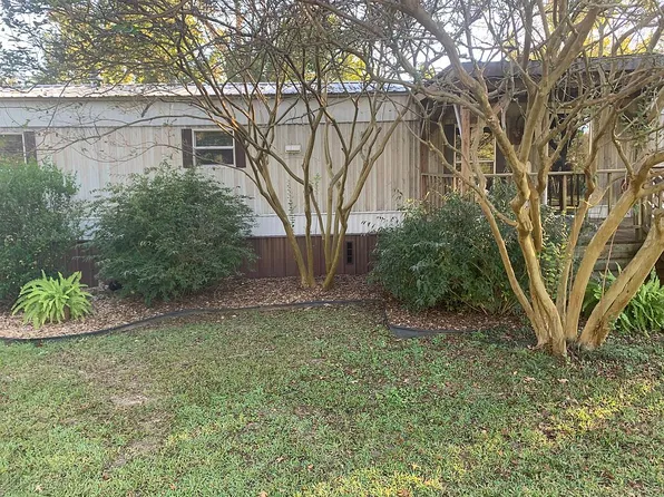 148 Verna Rd, Jayess, MS 39641