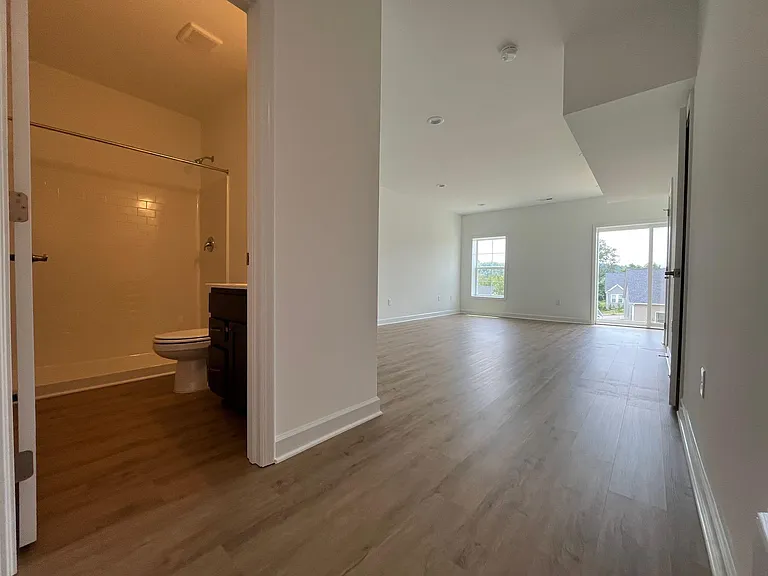 3141 Belle Ave NE — Photo 11