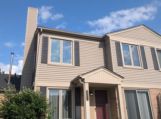 44613 New Hampshire Dr #35, Clinton Township, MI 48038