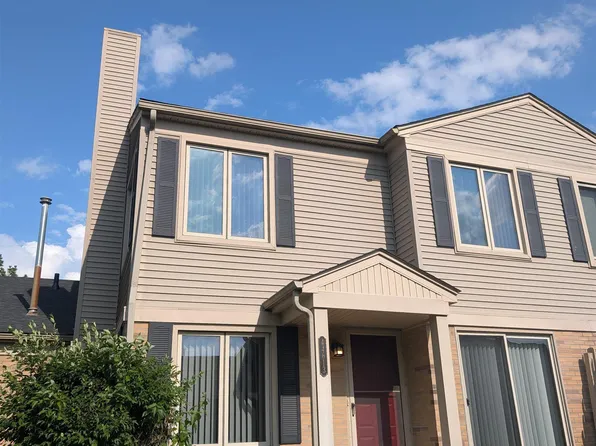 44613 New Hampshire Dr #35, Clinton Township, MI 48038