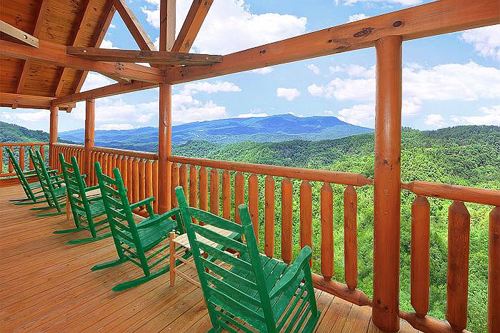 Upper floor rear deck