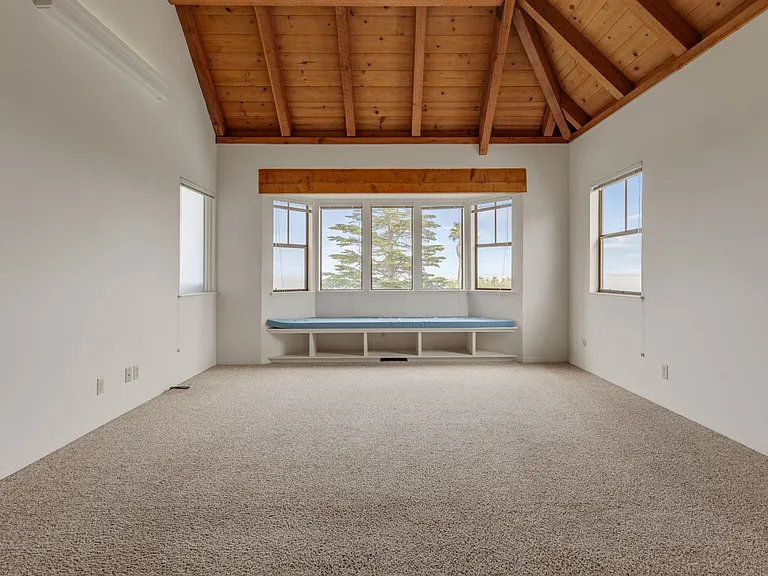 251 Lighthouse Ave #3 — Photo 5