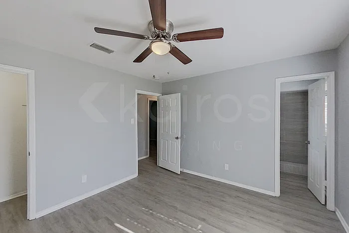 168 Creekview Dr E — Photo 15
