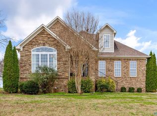 17043 Cliff Dr, Athens, AL 35613
