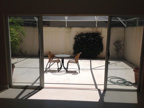 4th image of 34 Tall Oaks Cir