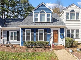 1008 Oak Lake Ct, Raleigh, NC 27606