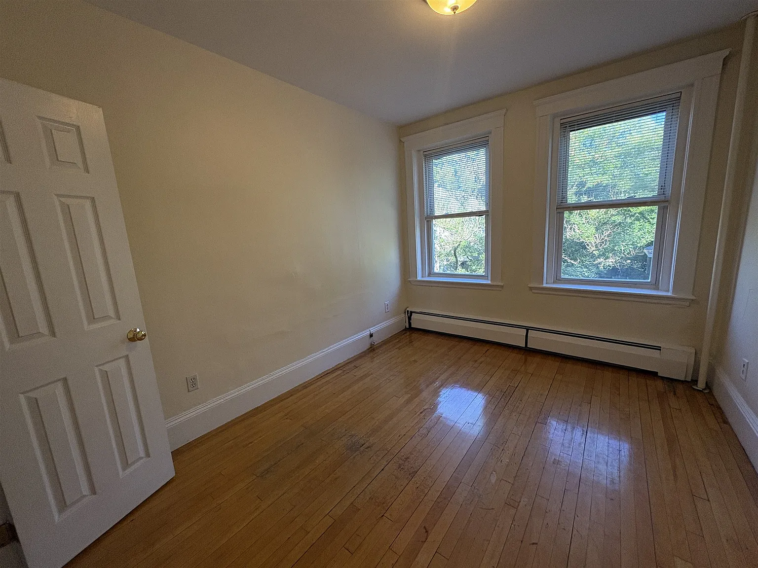 2 bed, 800 sqft, $2,800 — Photo 4