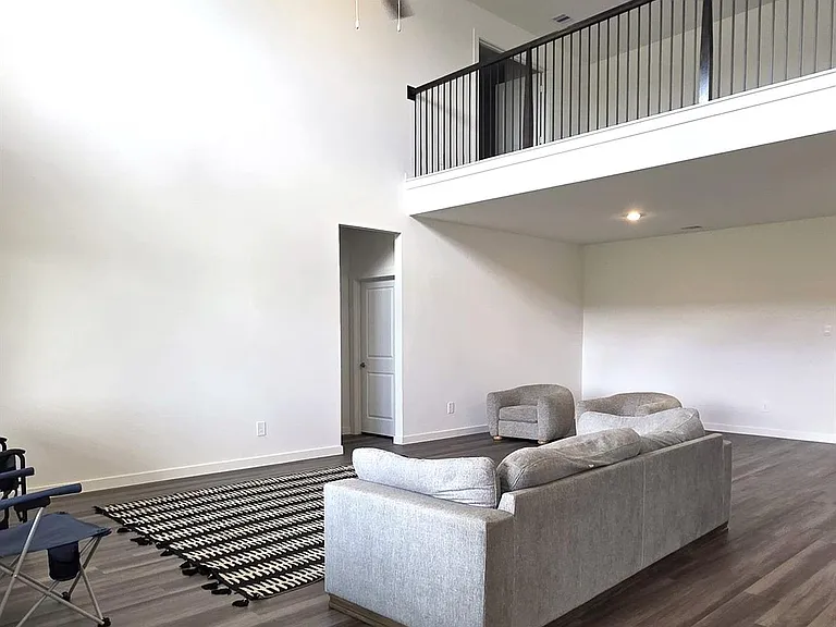 3503 Harlow Vista Ct — Photo 5