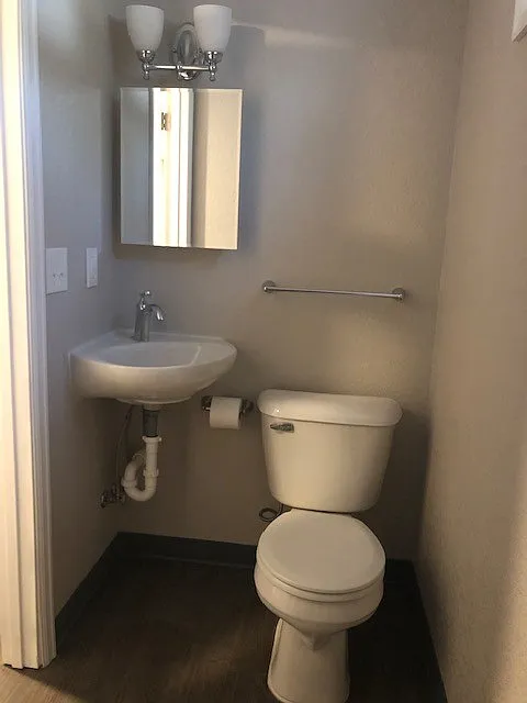 J&J Realty — Photo 3
