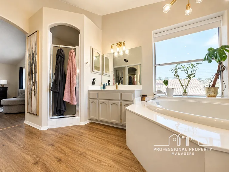 3522 W 12th Ln — Photo 21