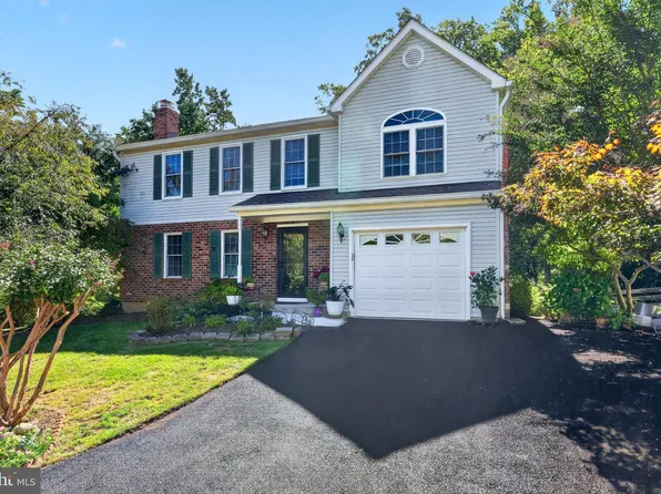3517 Hepburn Ct, Burtonsville, MD 20866