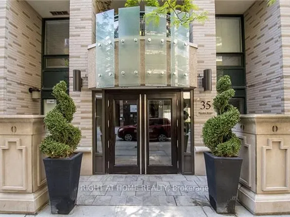 35 Hayden St Unit 1606, Toronto, ON M4Y 3C3
