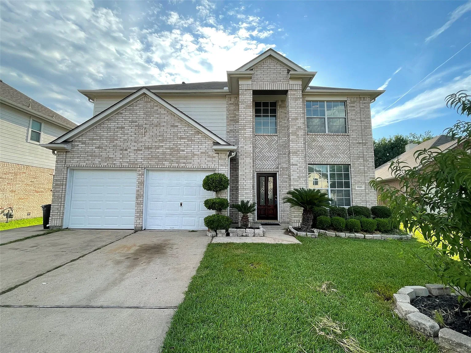 4 bed, 2.5 bath, 2150 sqft, $2,000 — Photo 4