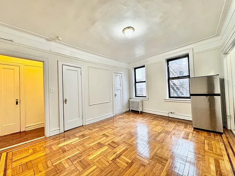 2680 30th St #2L — Photo 2