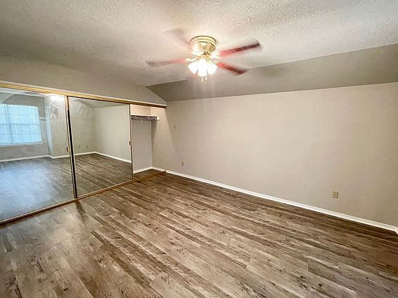 5th image of 3825 Kimberly Dr