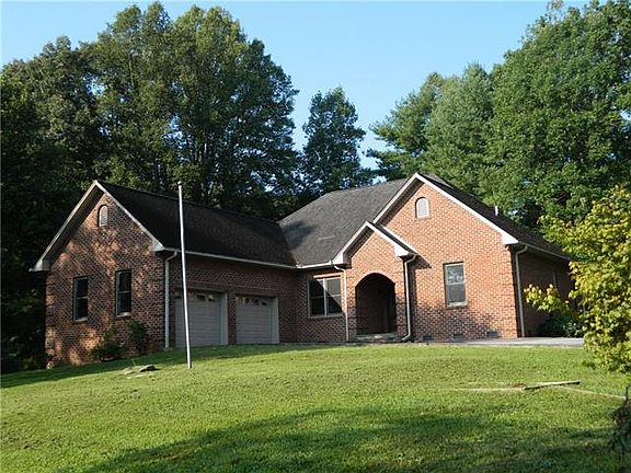 2nd image of 410 Hibriten Dr SE