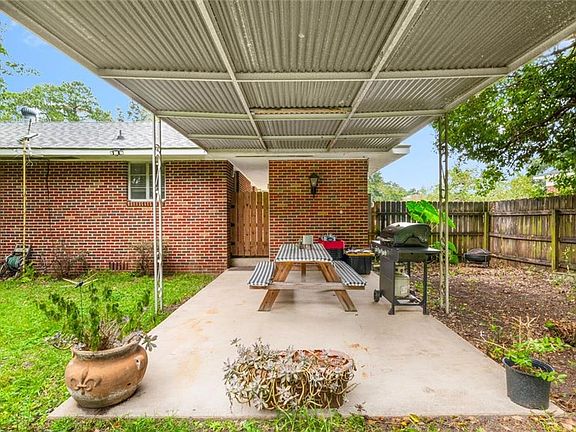 4th image of 313 Thornhill Cir