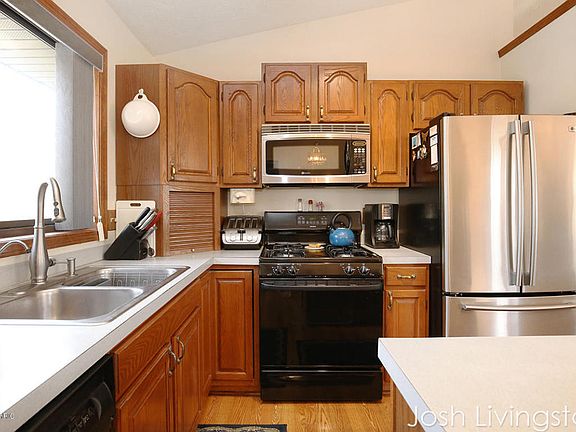 5th image of 4731 W Grand Blvd NW