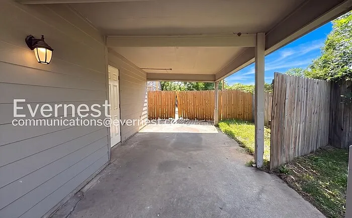4508 Berrypick Ln S — Photo 19