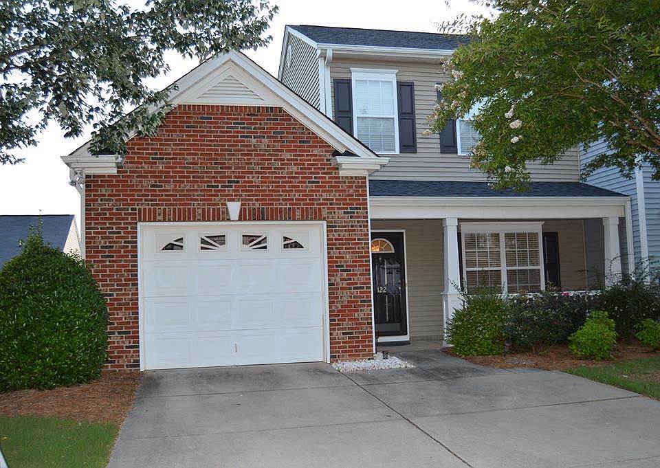 1st image of 122 Pine Walk Dr
