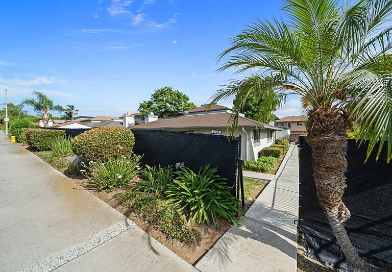 1223 Monique Ct #D — Photo 24