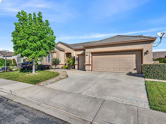 3rd image of 1550 Margil Way