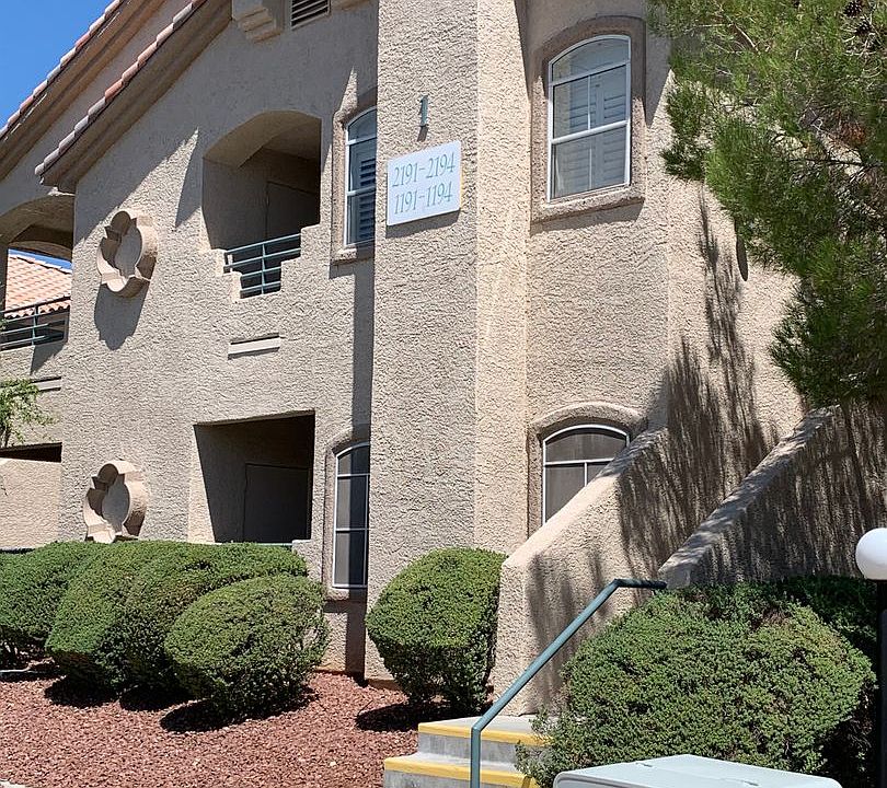 2nd image of 5415 W Harmon Ave Unit 2194