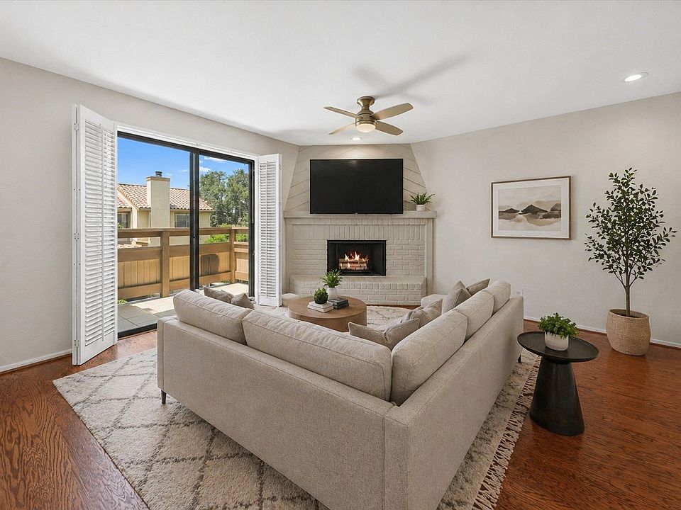 1st image of 7640 W Greenway Blvd APT 6F