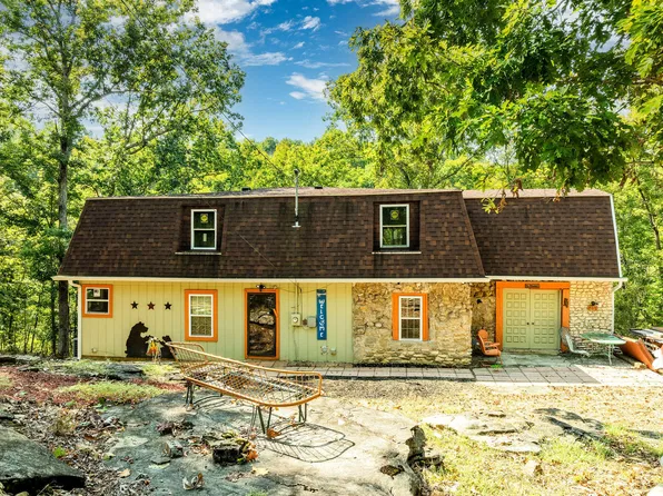 217 Edgewater Rd, Nancy, KY 42544