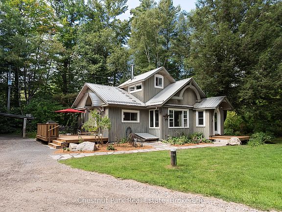 2nd image of 91 Chapmans Landing Rd