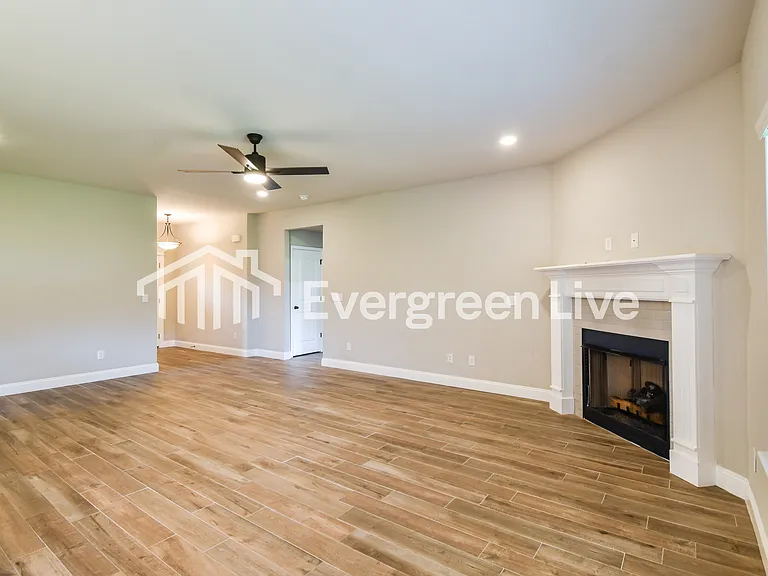 1 Patrick Cir — Photo 4