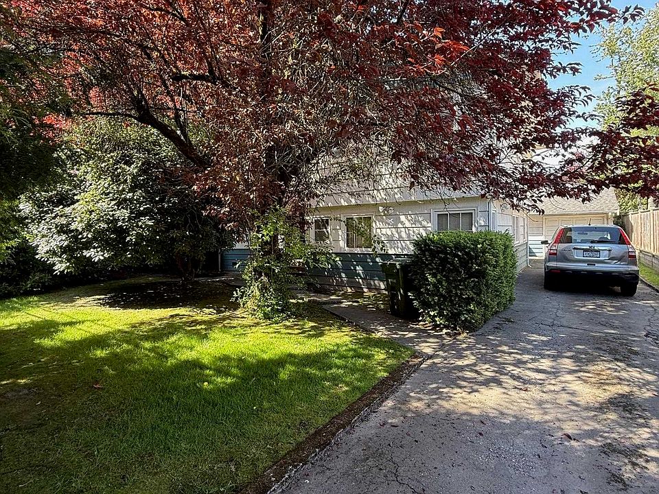 2nd image of 8251 Leslie Rd