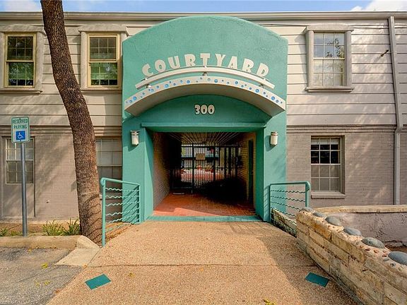 4th image of 300 Crockett St APT 114