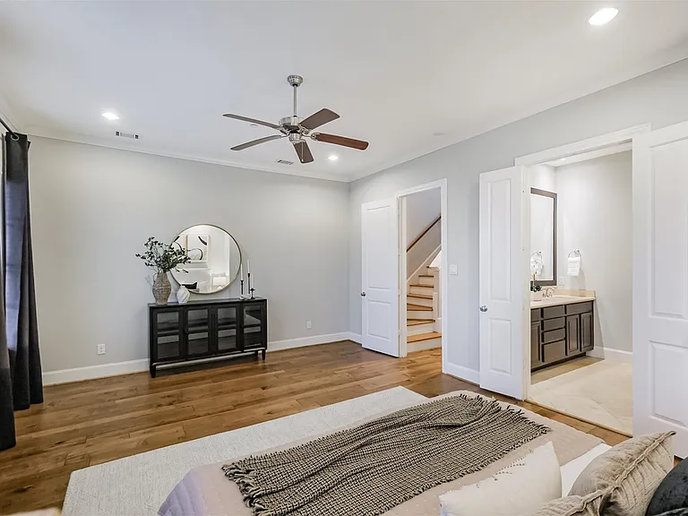 3907 Austin St — Photo 26