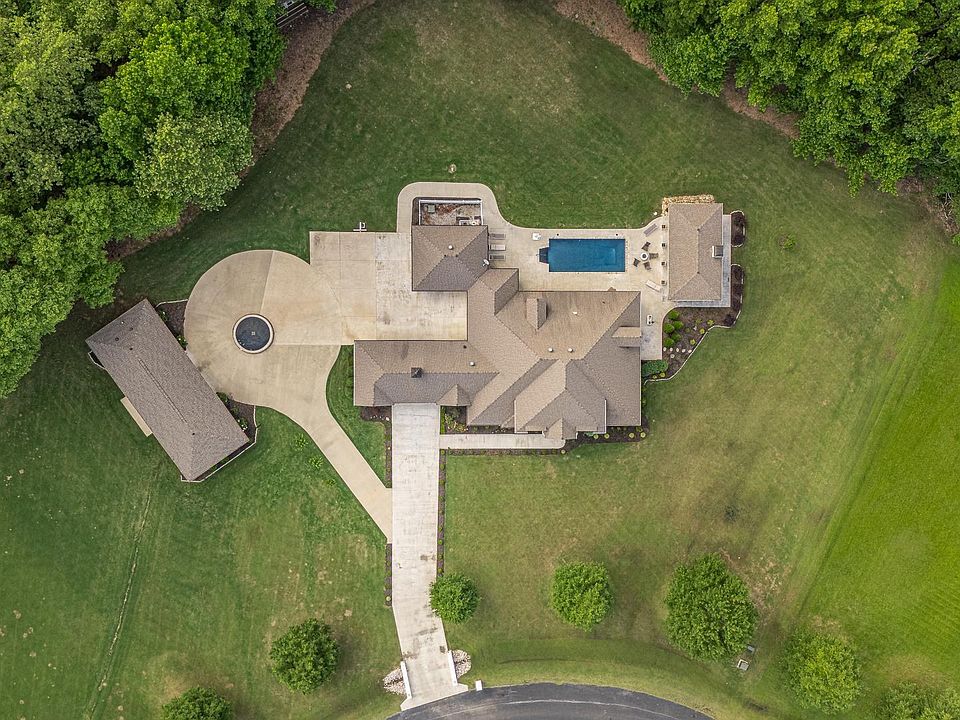 92 County Road 7185, Jonesboro, AR 72405 | MLS #25019935 | Zillow