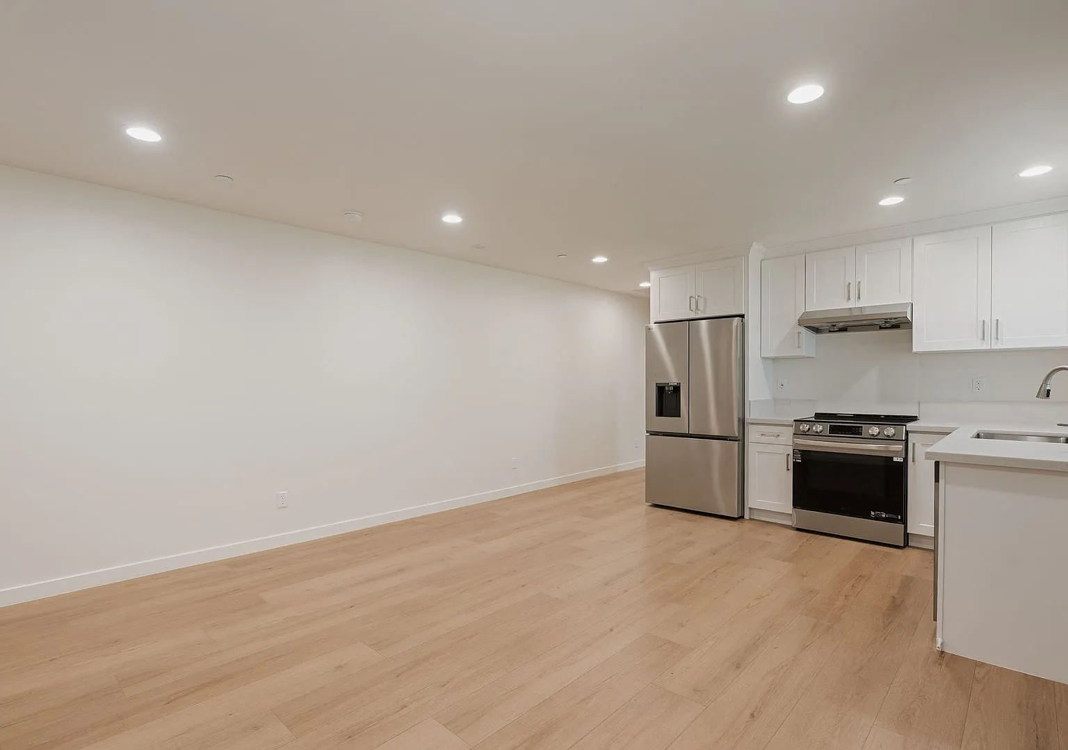 2 Bed | 2 Bath | Alhambra School District — Photo 3
