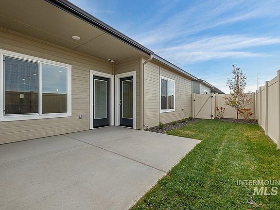 4th image of 4831 N Selway Falls Ln