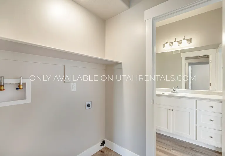 1128 S 820 E #5301 — Photo 12
