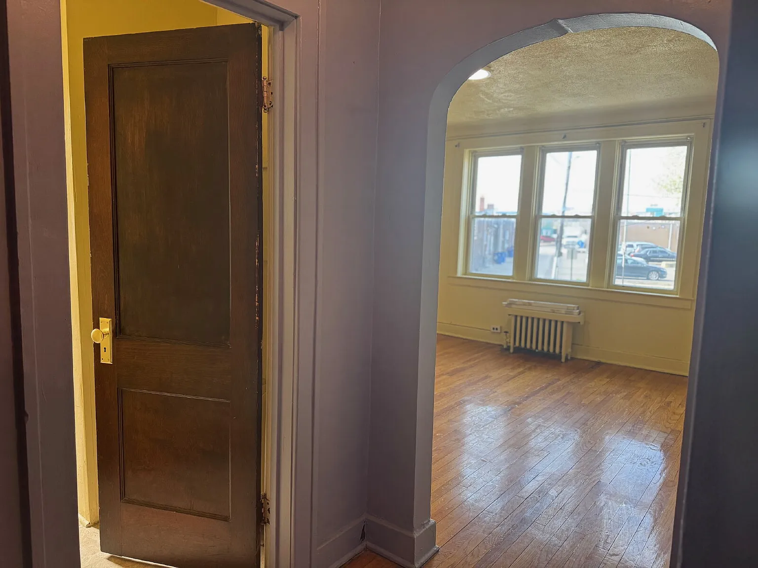 1 bed, 1.0 bath, $825 — Photo 3