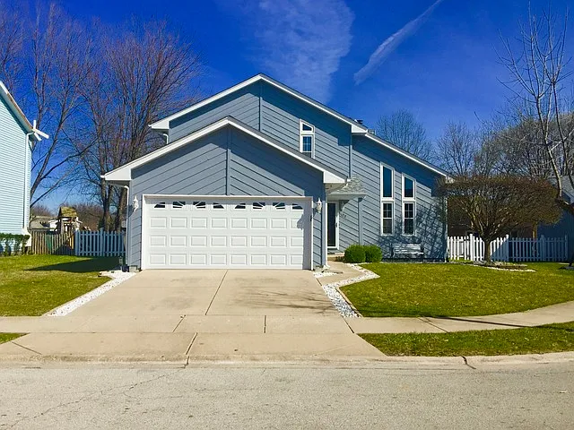 1108 Loren Dr photo 1