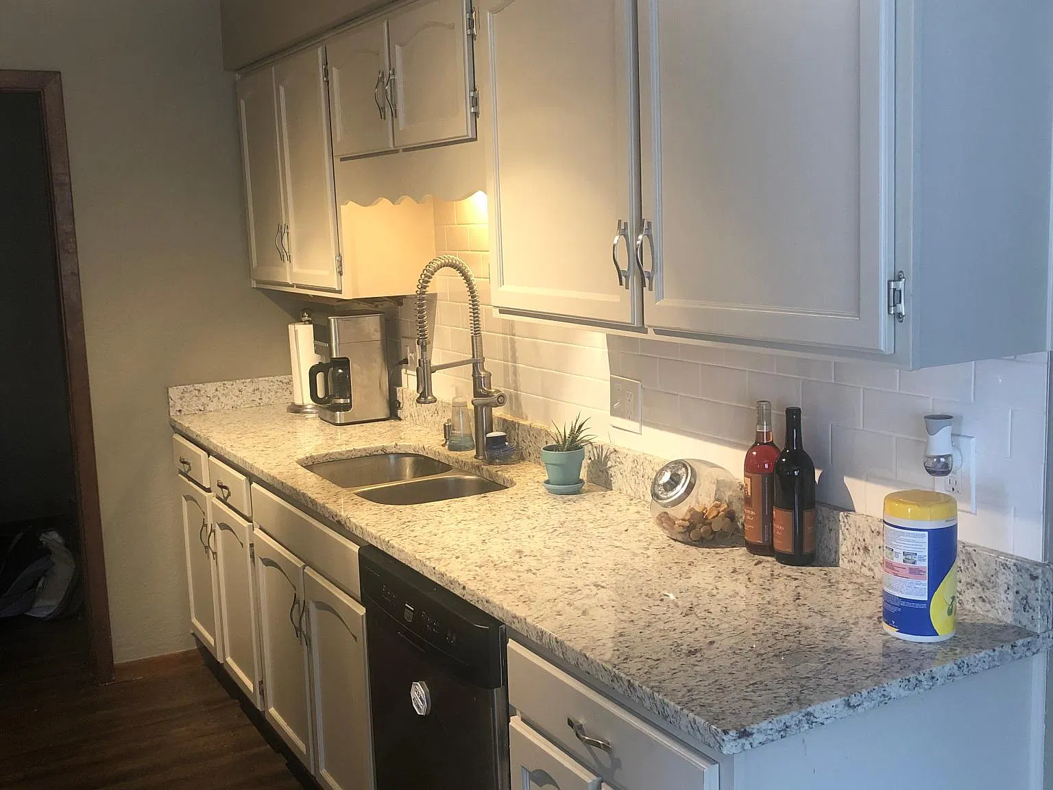 5642 Spring Brook Rd — Photo 2