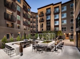 22121 Clarendon St #430, Woodland Hills, CA 91367