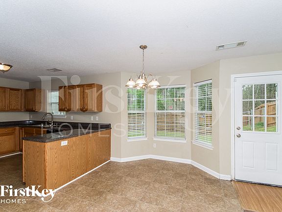 5th image of 4504 Glider Cir