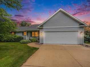 11918 Ridgeview Dr, Plymouth, IN 46563