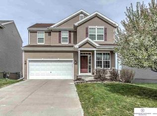 8005 N 150th Ter, Bennington, NE 68007