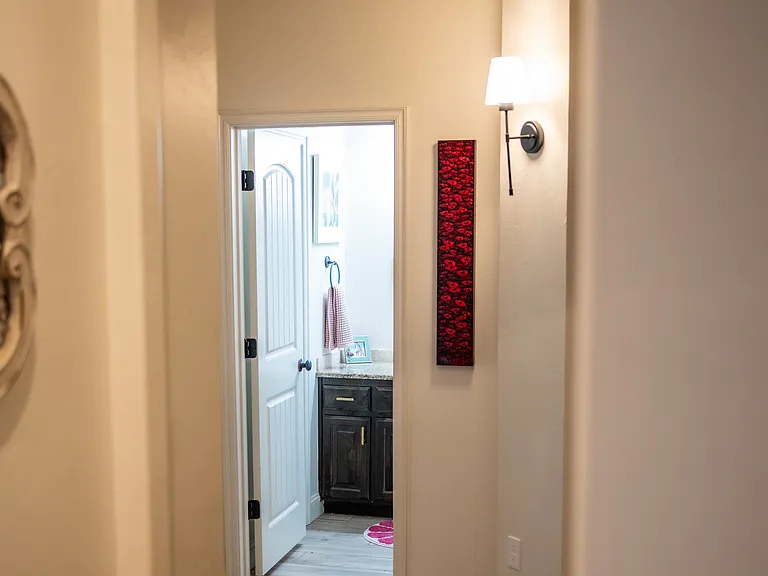 1308 Glenmere Ct — Photo 8