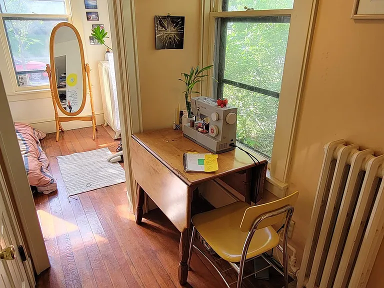 1005 University Ave SE #3 — Photo 1