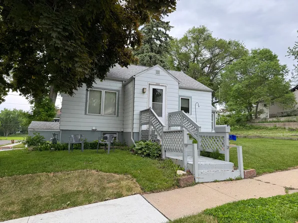 1020 Autumn St, Albert Lea, MN 56007